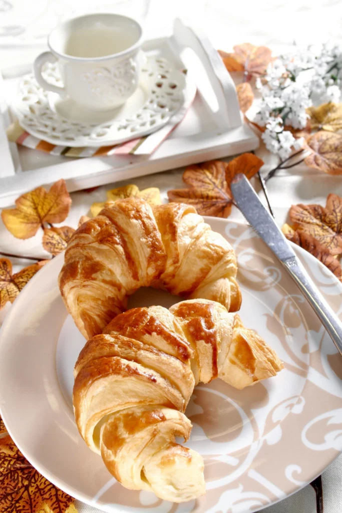 Gipfeli recipe: flaky, golden crescent rolls with a rich buttery flavor,